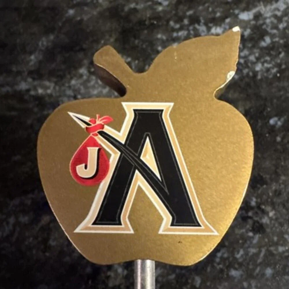 Johnny Appleseed Hard Apple 🍎  Cider Swiveling Tapper Handle, Movement 12.5”.